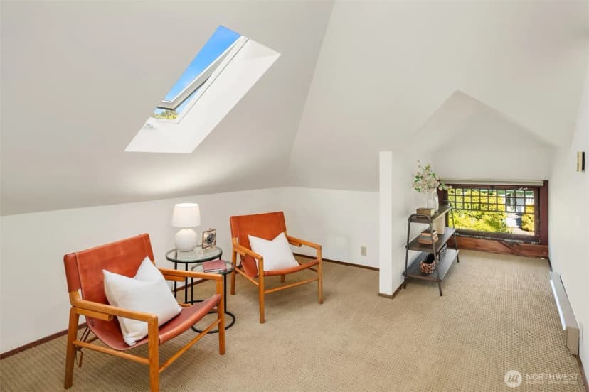 Property photo for 723 12th Avenue E, Seattle photo 22