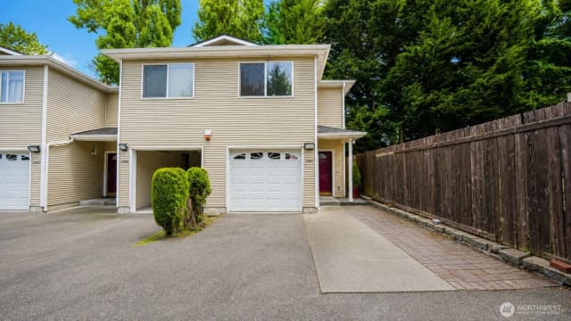 Property photo for 13367 Ambaum Boulevard Sw, Burien photo 3