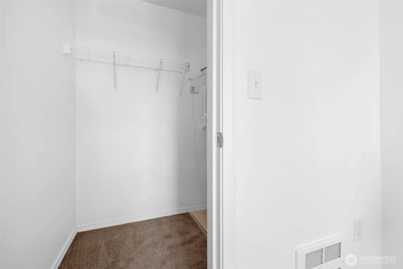 Property photo for 2522 Rucker Avenue #303, Everett photo 23