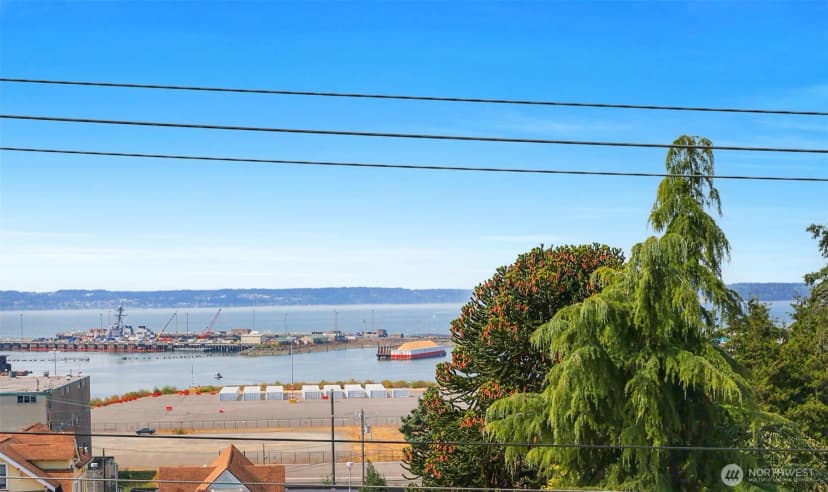 Property photo for 2522 Rucker Avenue #303, Everett photo 26
