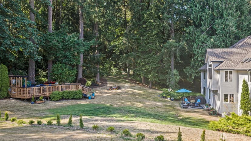 Property photo for 18929 203rd Avenue Ne, Woodinville photo 3