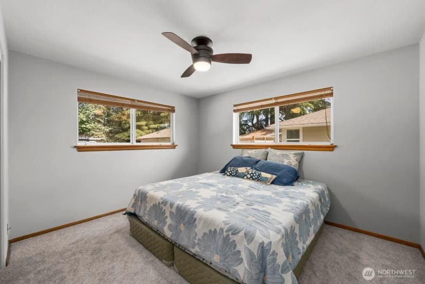 Property photo for 10419 16th Street E, Edgewood photo 17
