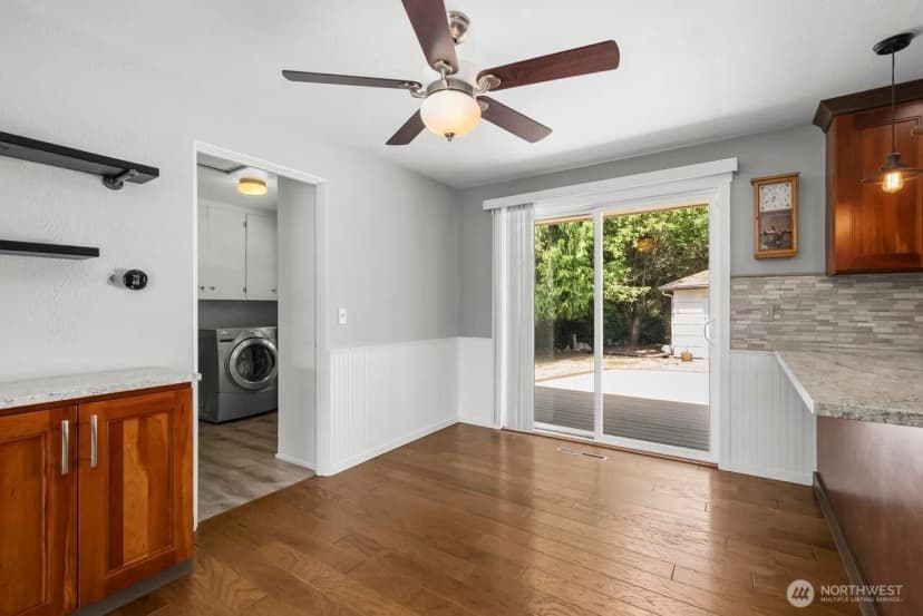 Property photo for 10419 16th Street E, Edgewood photo 8