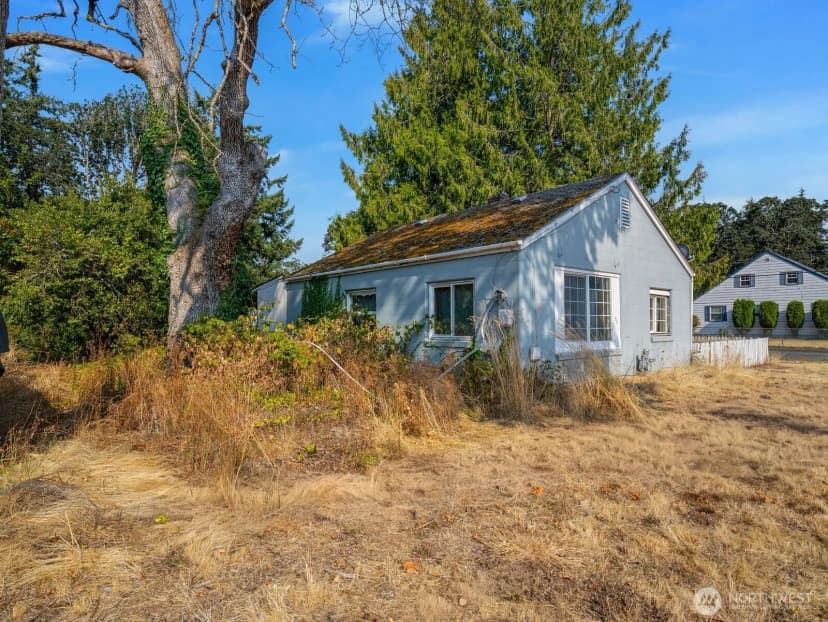 Property photo for 14429 Portland Avenue Sw, Lakewood photo 7