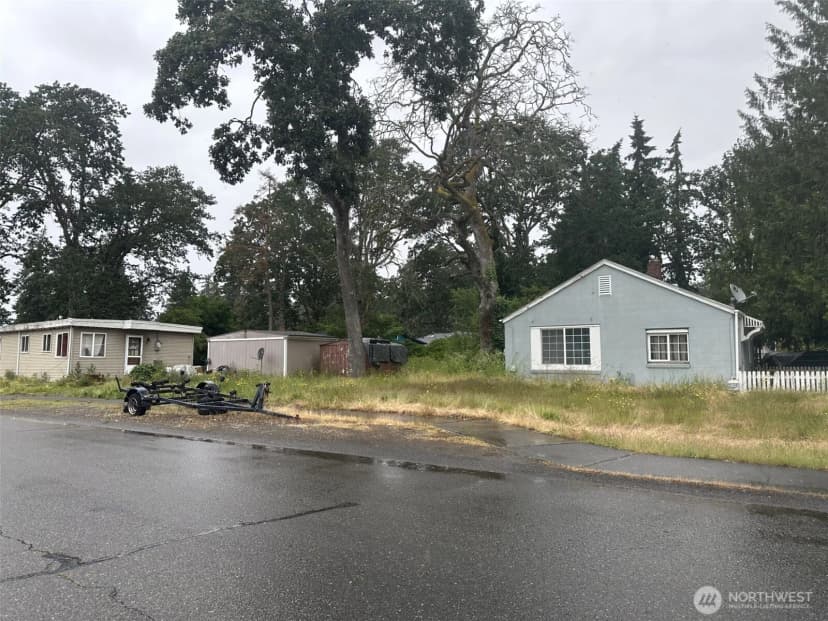 Property photo for 14429 Portland Avenue Sw, Lakewood photo 11