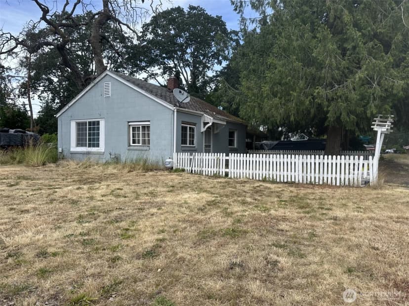 Property photo for 14429 Portland Avenue Sw, Lakewood photo 12