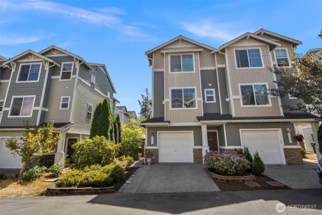 Property photo for 402 126th Place Se #a, Everett