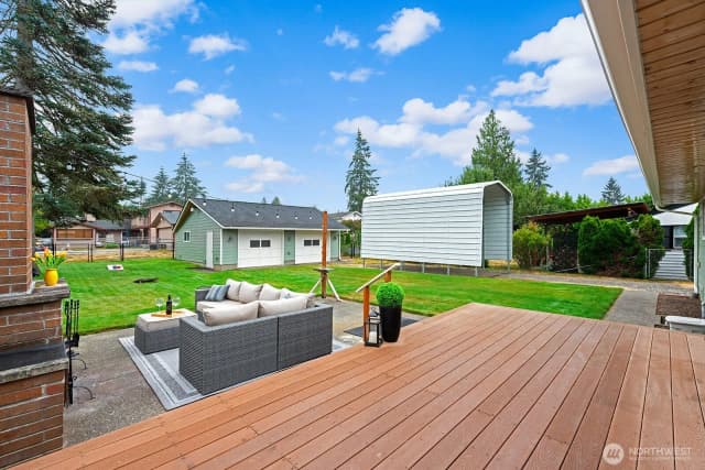 Property photo for 16026 16th Avenue Sw, Burien photo 2