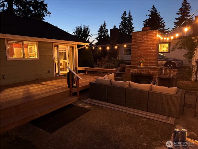 Property photo for 16026 16th Avenue Sw, Burien photo 38