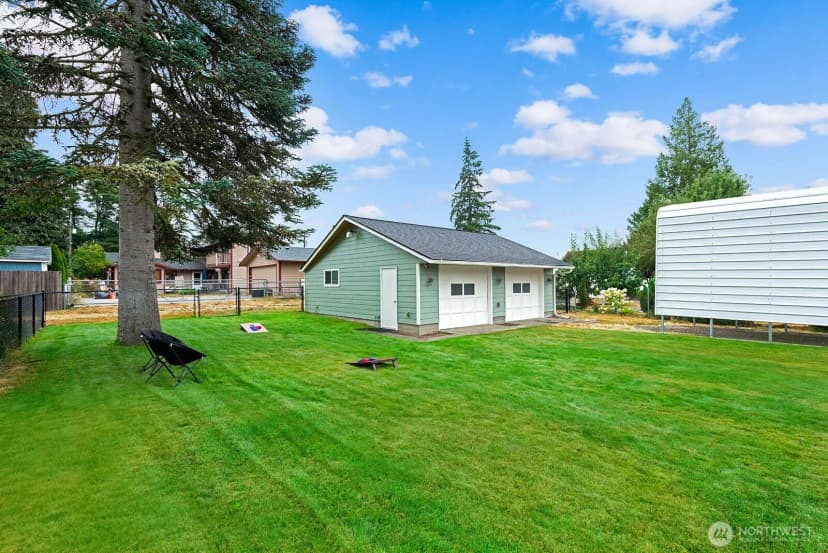 Property photo for 16026 16th Avenue Sw, Burien photo 20