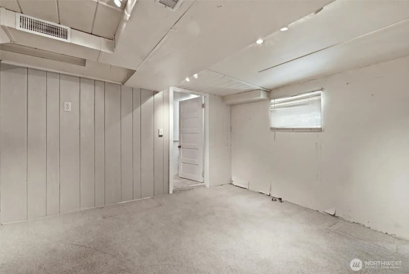 Property photo for 28748 Sound View Drive S, Des Moines photo 30