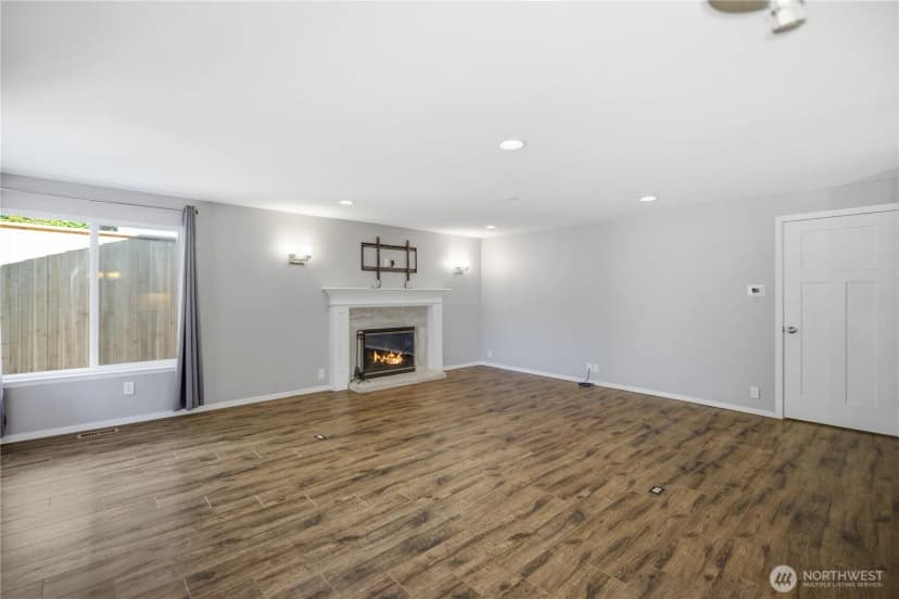 Property photo for 15952 Se 176th Place, Renton photo 12