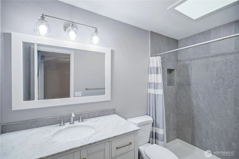 Property photo for 15952 Se 176th Place, Renton photo 28