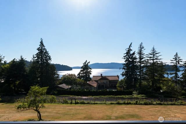 Property photo for 907 Chuckanut Drive, Bellingham