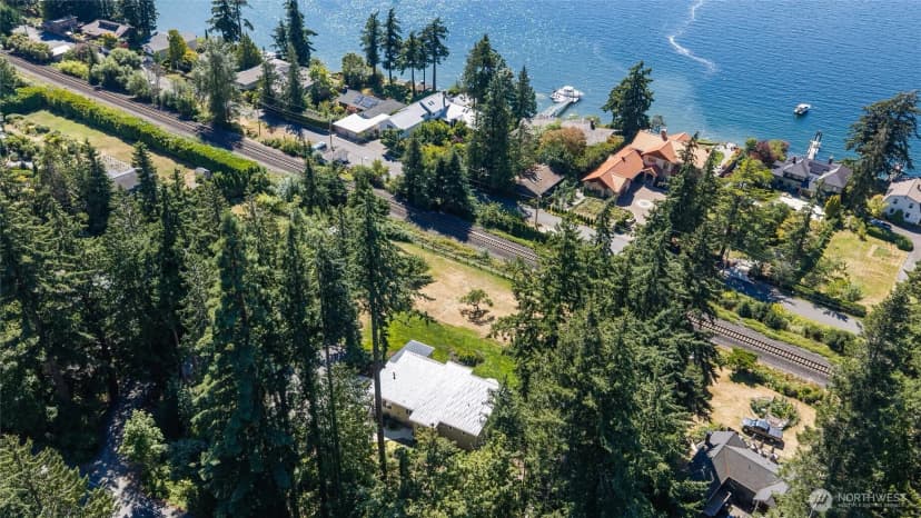 Property photo for 907 Chuckanut Drive, Bellingham photo 37