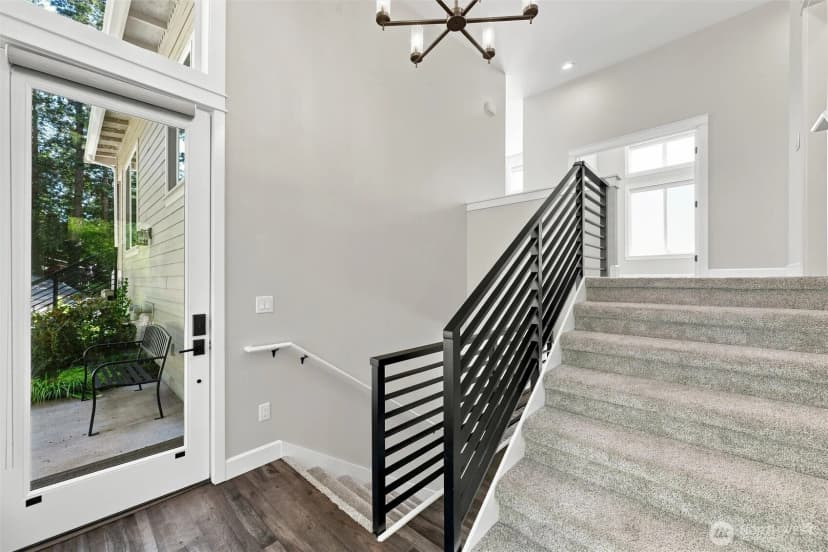 Property photo for 907 Chuckanut Drive, Bellingham photo 15