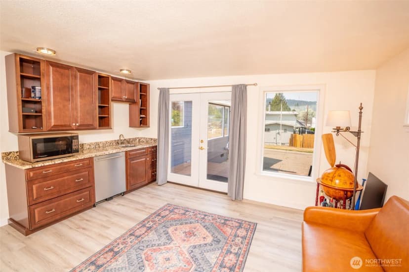 Property photo for 20 N Tillicum Beach Lane N, Shelton photo 21