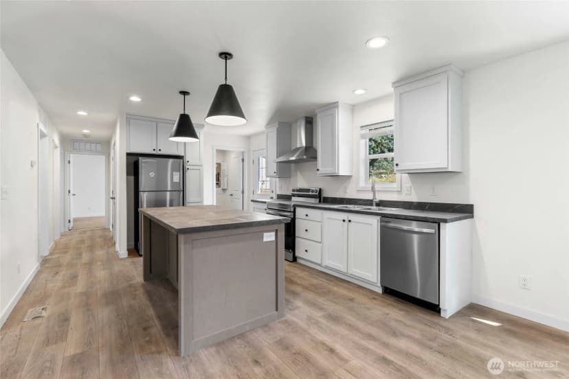 Property photo for 1243 Admirals Drive, Coupeville photo 13