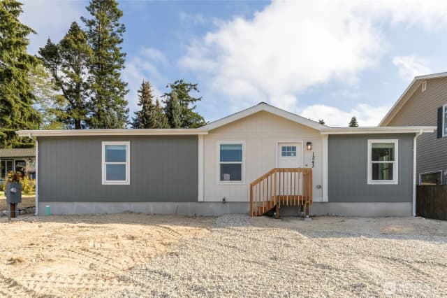 Property photo for 1243 Admirals Drive, Coupeville