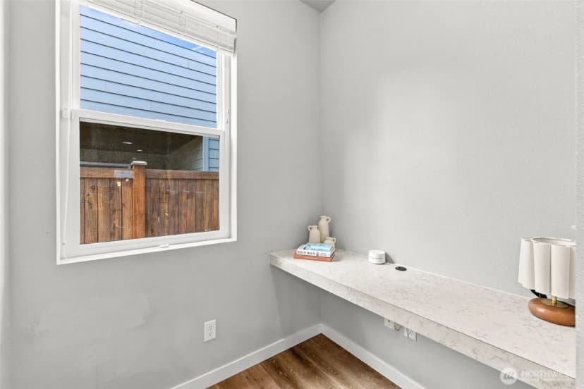 Property photo for 5128 125th Street Ne, Marysville photo 14