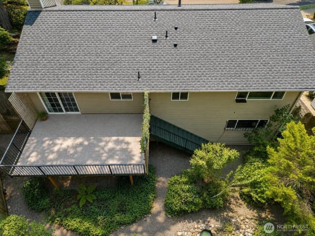 Property photo for 1636 Pierce Avenue Se, Renton photo 2
