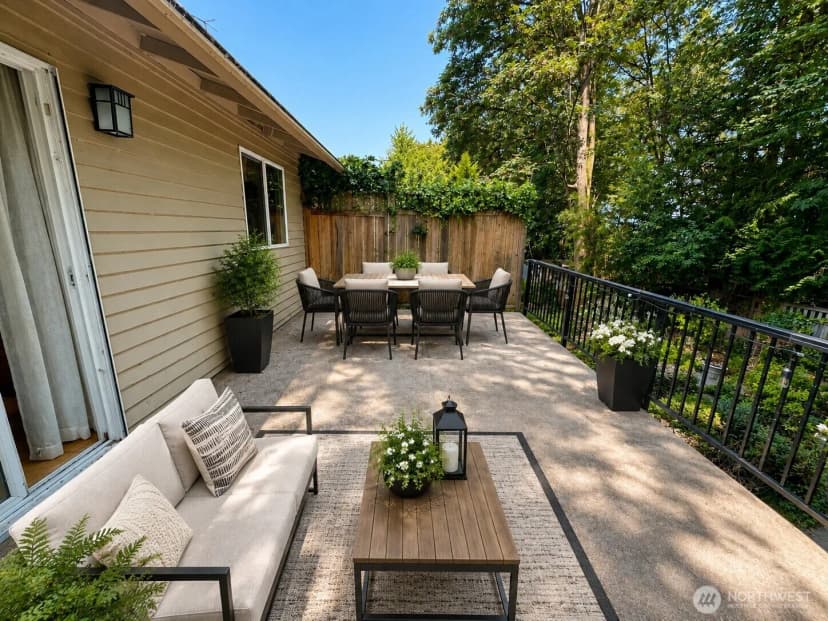 Property photo for 1636 Pierce Avenue Se, Renton photo 6