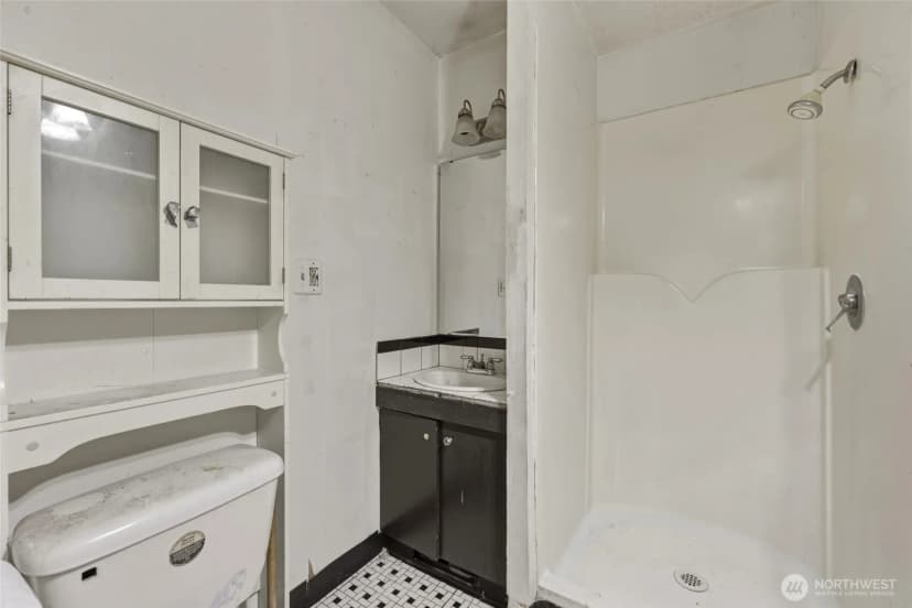 Property photo for 2130 Woodcrest Drive Se, Olympia photo 10