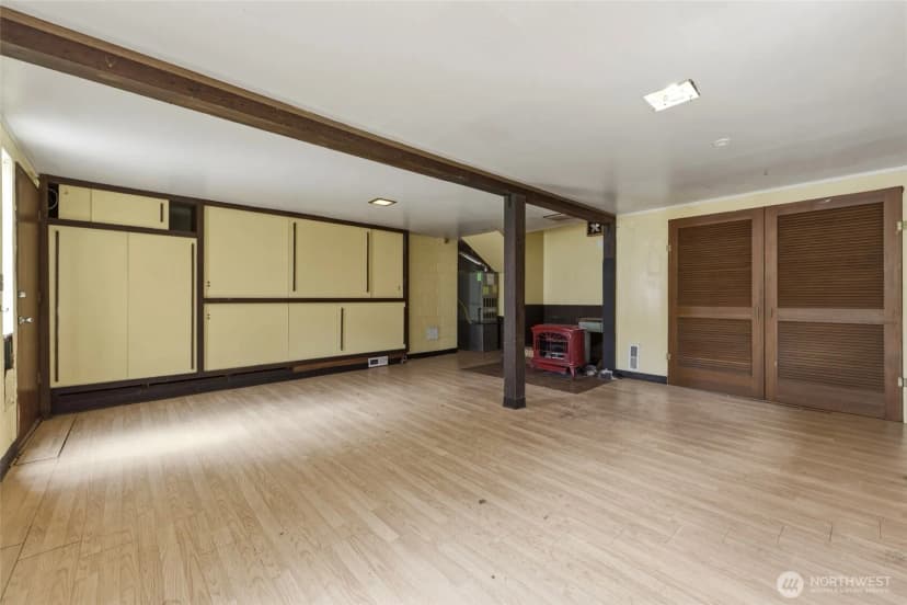 Property photo for 2130 Woodcrest Drive Se, Olympia photo 9