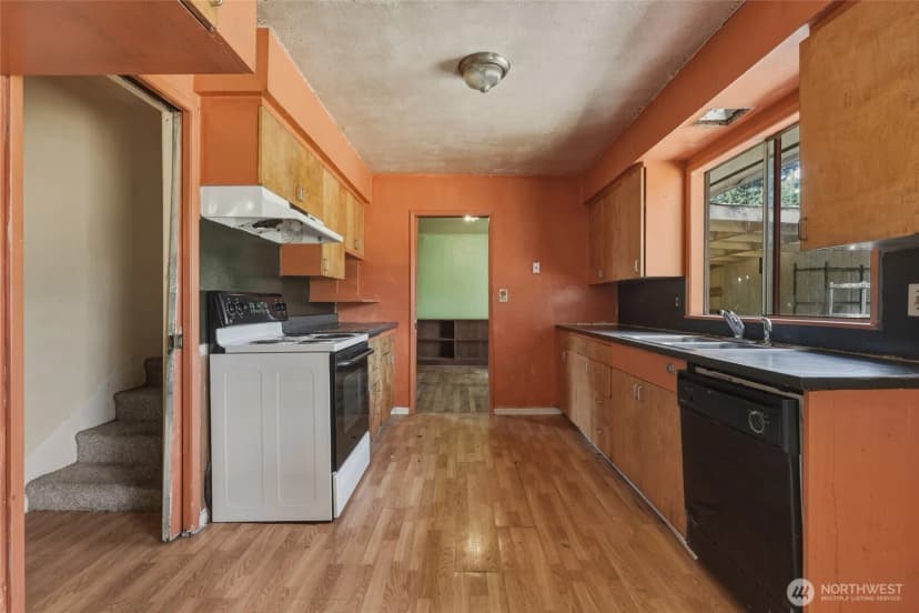 Property photo for 2130 Woodcrest Drive Se, Olympia photo 13