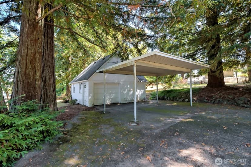 Property photo for 1306 Center Street, Shelton photo 33