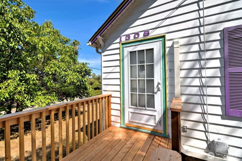 Property photo for 1306 Center Street, Shelton photo 5