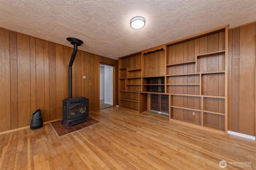 Property photo for 1306 Center Street, Shelton photo 14