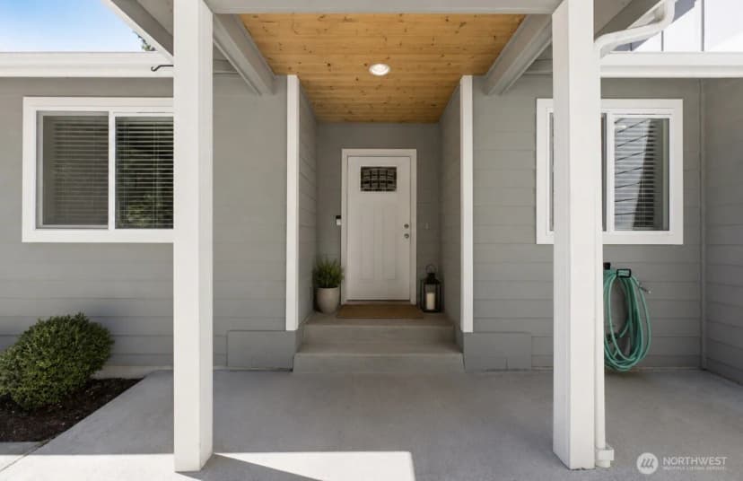 Property photo for 32503 Webster Road E, Eatonville photo 6