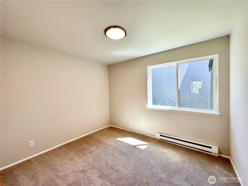 Property photo for 2020 Grant Avenue S #c301, Renton photo 15