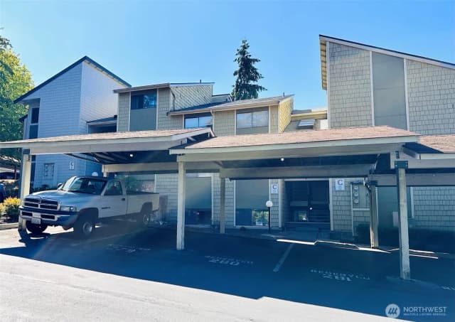 Property photo for 2020 Grant Avenue S #c301, Renton photo 3