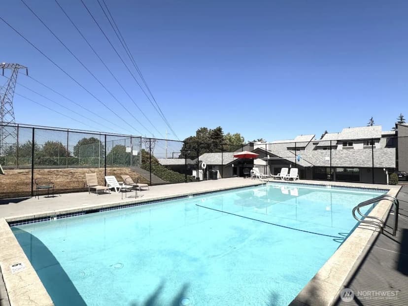 Property photo for 2020 Grant Avenue S #c301, Renton photo 26