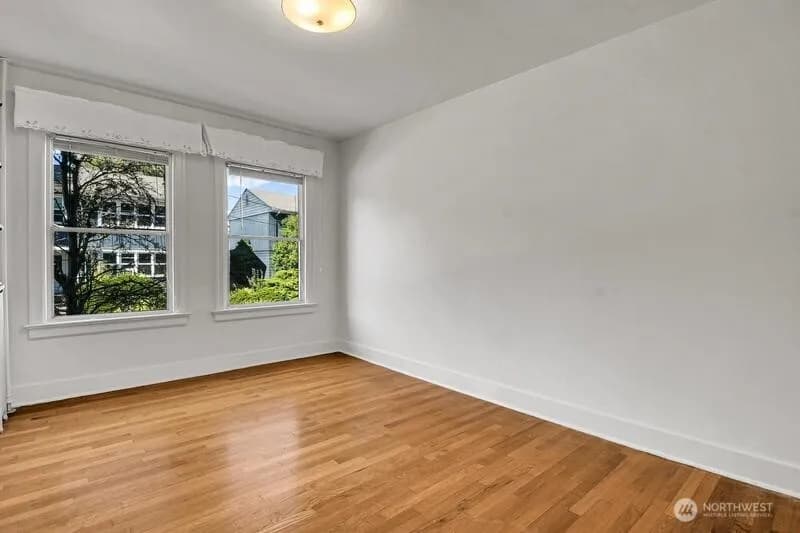 Property photo for 756 Broadway Avenue E #202, Seattle photo 8