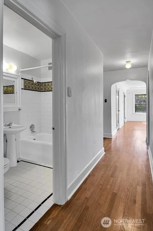 Property photo for 756 Broadway Avenue E #202, Seattle photo 7