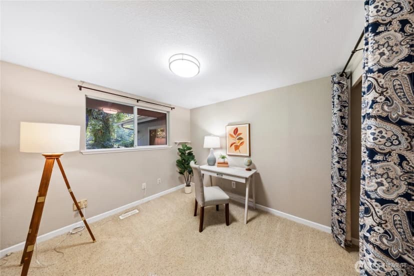 Property photo for 21220 Se 284th Street, Kent photo 22