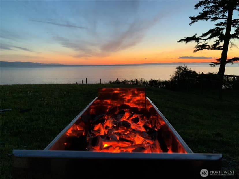Property photo for 1399 W Beach Road, Oak Harbor photo 39