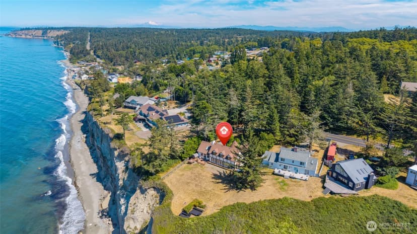 Property photo for 1399 W Beach Road, Oak Harbor photo 35