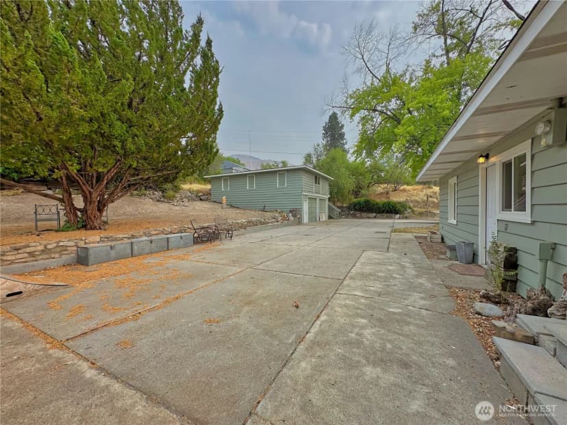 Property photo for 307 Orchard Avenue, Elmer City photo 34