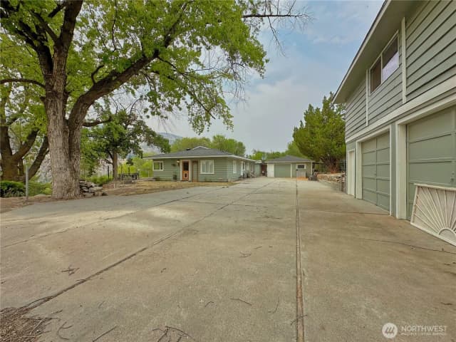 Property photo for 307 Orchard Avenue, Elmer City photo 5