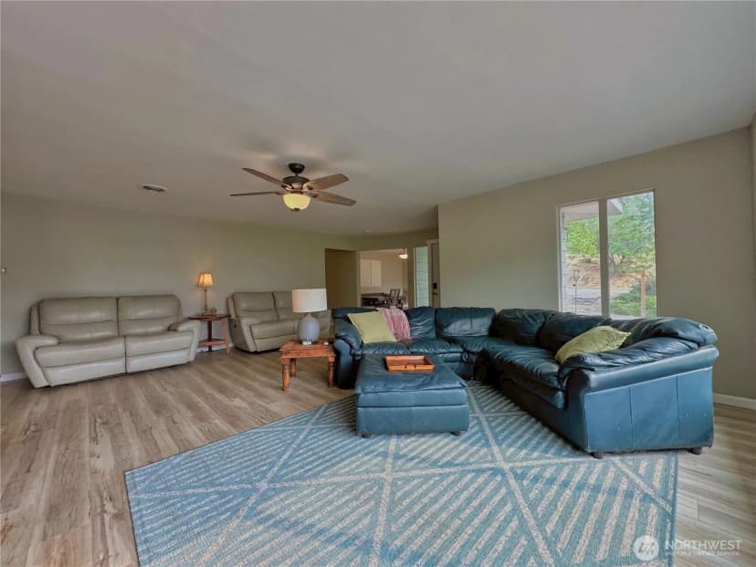 Property photo for 307 Orchard Avenue, Elmer City photo 8
