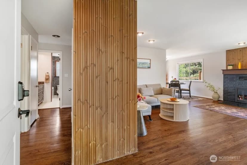 Property photo for 4831 S Holly Street, Seattle photo 5
