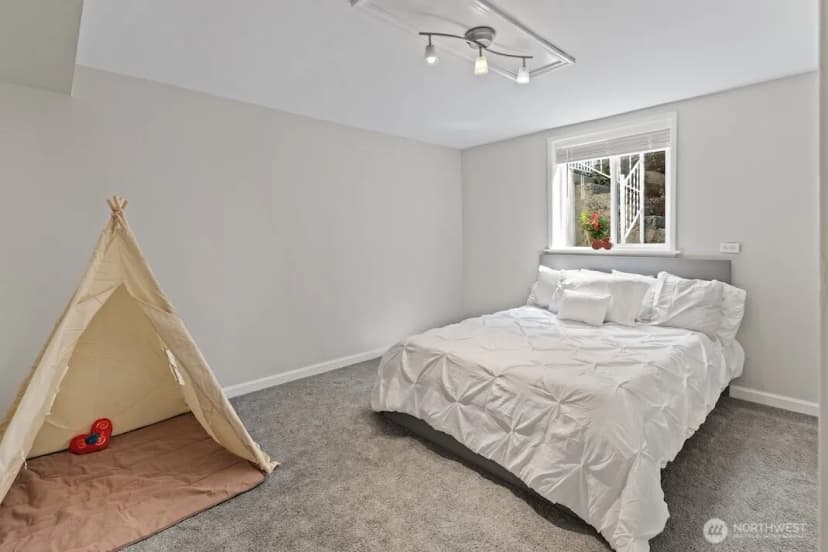 Property photo for 4831 S Holly Street, Seattle photo 26