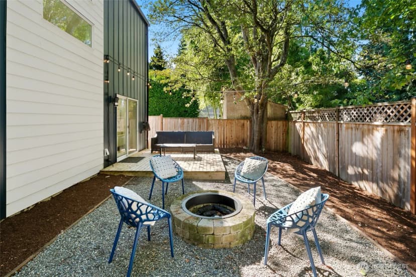 Property photo for 1036 Ne 102nd Street #b, Seattle photo 21