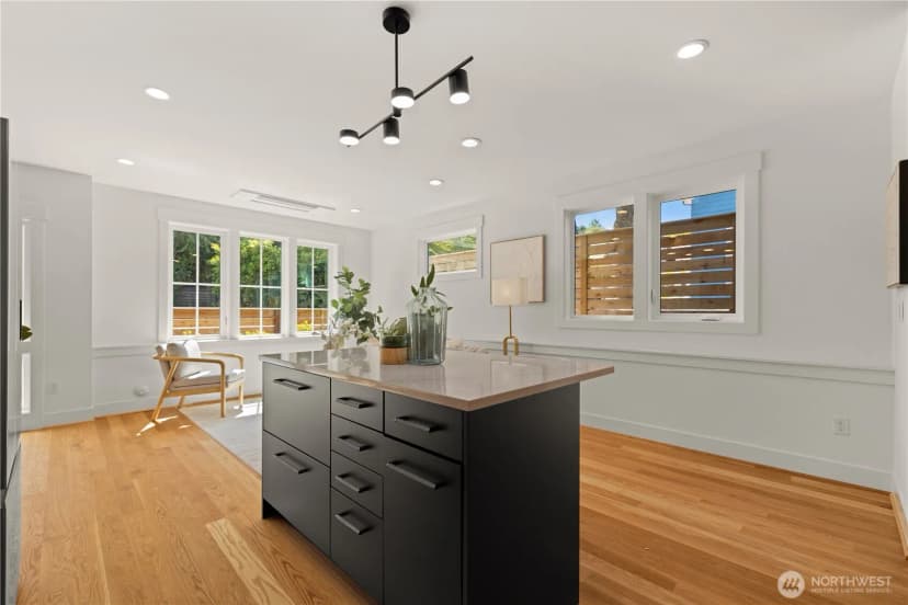 Property photo for 268 Fulton Street, Seattle photo 12