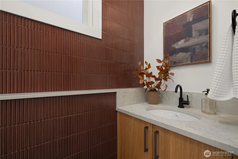 Property photo for 268 Fulton Street, Seattle photo 15