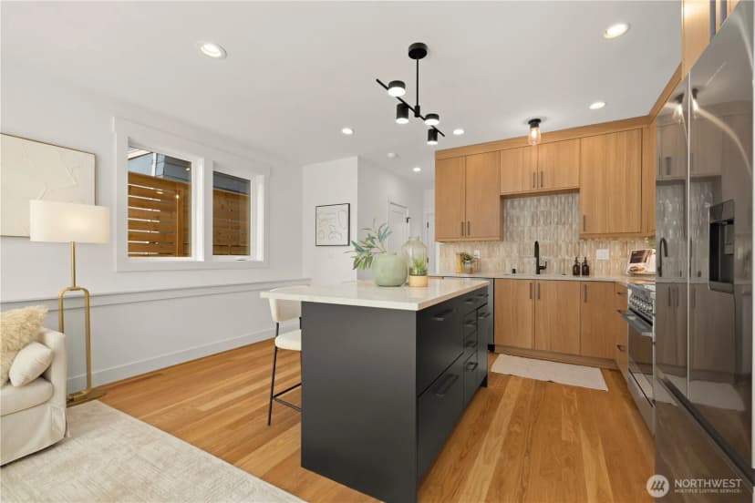 Property photo for 268 Fulton Street, Seattle photo 10